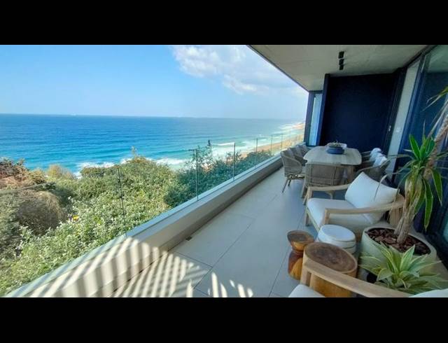 3 BEDROOM APARTMENT FOR SALE IN UMDLOTI BEACH